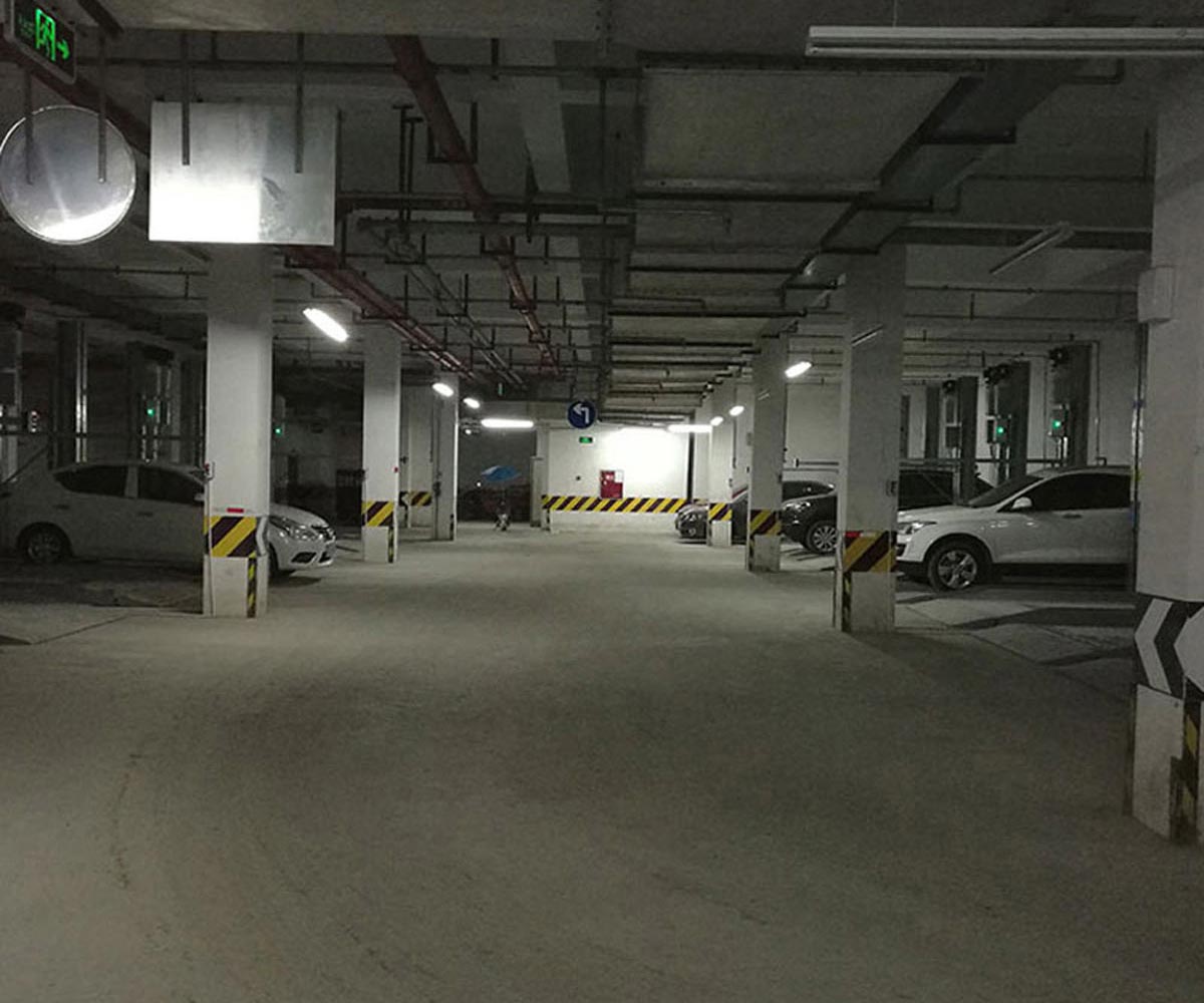 白玉兩層升降式立體停車長租