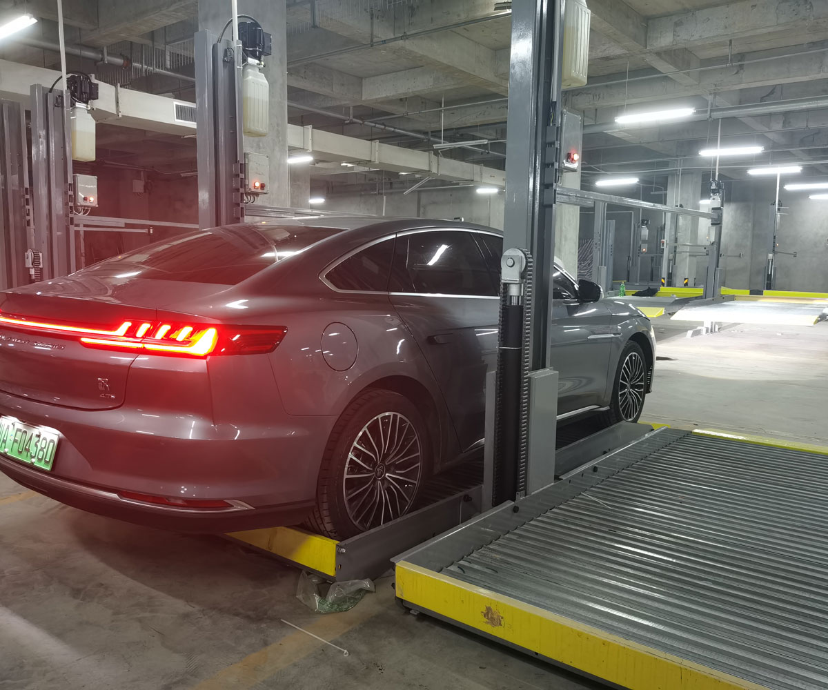 二層升降平移機械停車設備回收.jpg