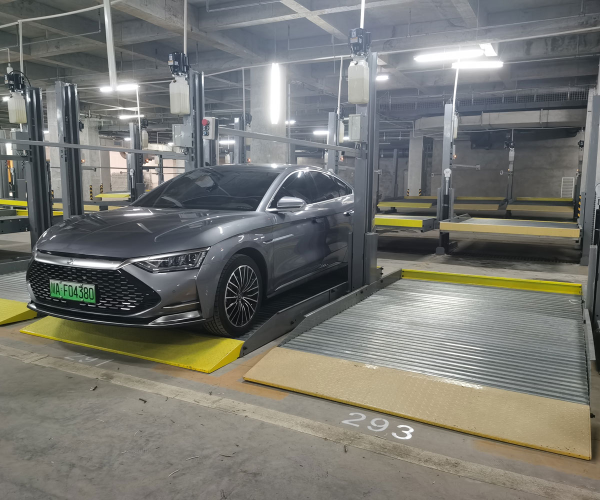 簡易升降式機械立體停車設備過驗收.jpg